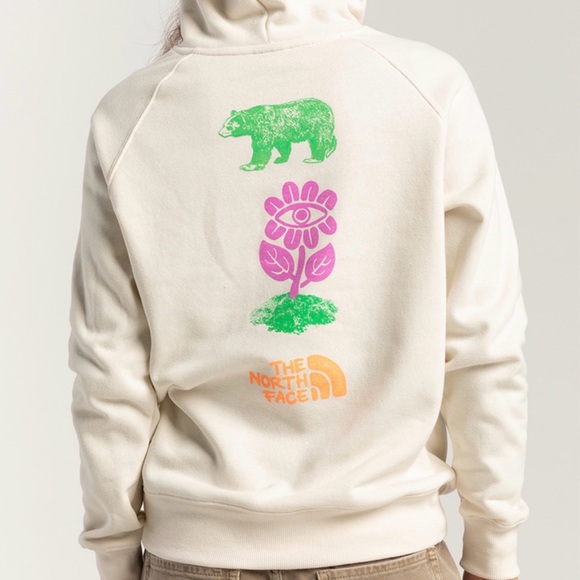 The North Face Outdoors Together Women’s Hoodie size medium - Picture 2 of 10